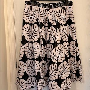 Elegant Monstera Print Midi Skirt